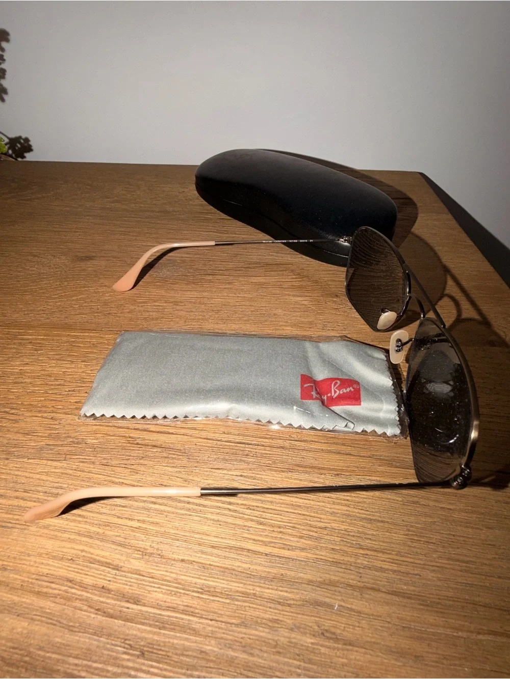 Ray-Ban stylish ray